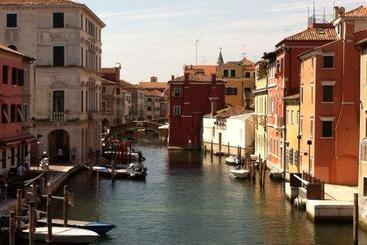 تختخواب و صبحانه Chioggia Bridges