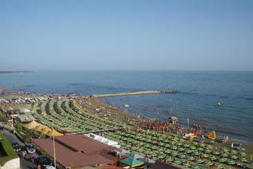 هتل Neptunus