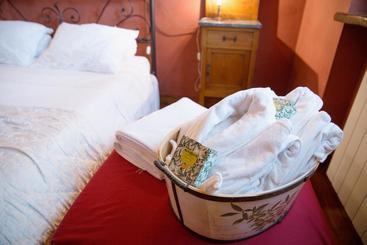 Al Vecchio Fontanile B&b