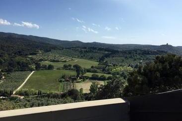 تختخواب و صبحانه Villa Le Luci