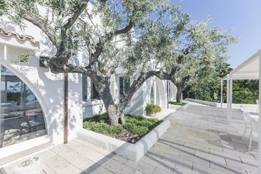 تختخواب و صبحانه Villa Vignola