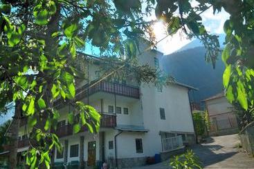 هتل Casa Per Ferie Beato Rosaz