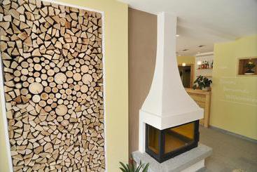 هتل Chalet Dlaces
