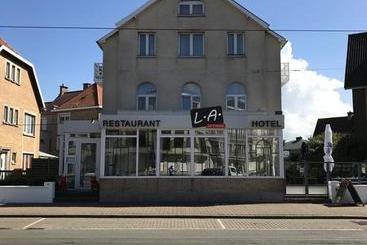 هتل L.a De Panne