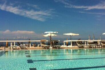 فندق La Rosa Dei Venti Resort