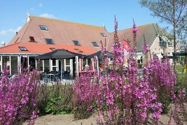 Bed And Breakfast De Zeehoeve