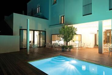 Отель Es Marès