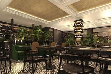 هتل La Merced Suites