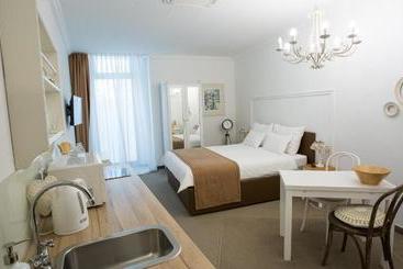 Regal Residence B&b