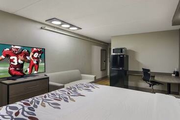 호텔 Red Roof Inn And Conference Center Chicago   N Aurora Naperville