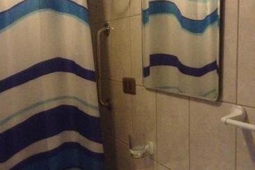 هاستل Hostal Möller