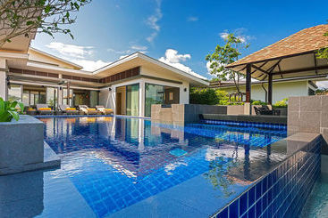 Casabay Luxury Pool Villas By Stay