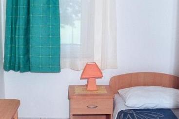 Hostel Amfora