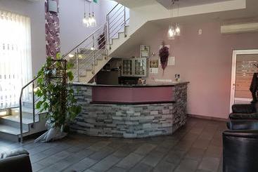 Hostel Kristal
