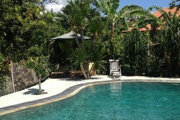پانسیون Hibiscus House Pemuteran Bali