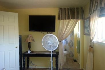 Secret Garden Bed & Breakfast