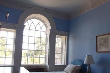 Ash Hill B&b