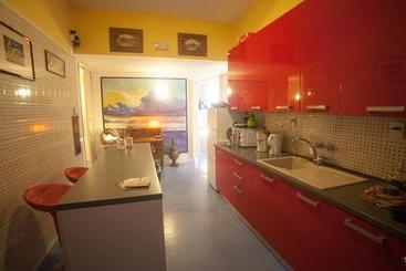 هتل Bed & Breakfast Cas Alda