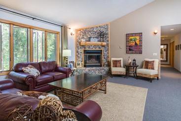 בית מלון כפרי Meadow Lake View Bed And Breakfast