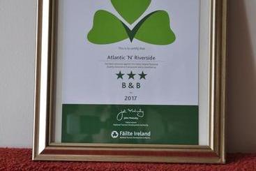 Atlantic  N  Riverside B&b