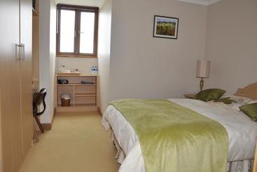 Atlantic  N  Riverside B&b