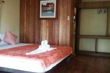 هتل Raya Resort
