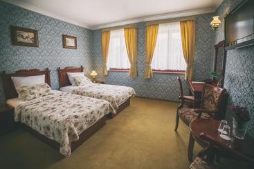 Western Hotel