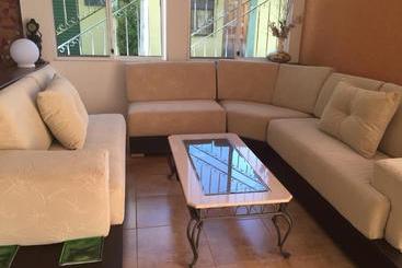 Eco Hotel Katarma