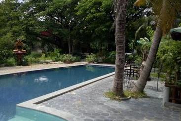 Samathi Lake Resort