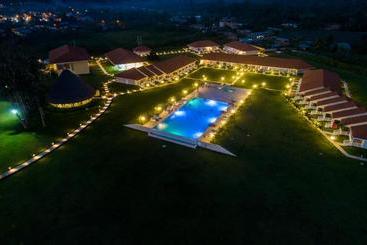 Bella Terra Laguna Azul Resort & Spa