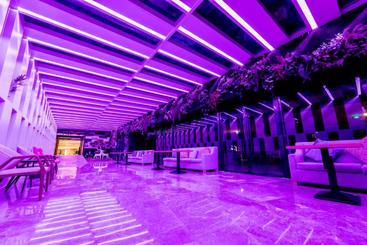 هتل Holiday Inn Express Daocheng Yading By Ihg