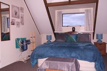 تختخواب و صبحانه Annie's Bnb At 7c