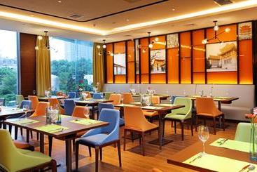 هتل Hampton By Hilton Wuhan Tianhe Airport East