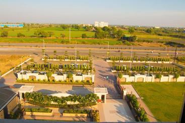 هتل Regenta Central Indore