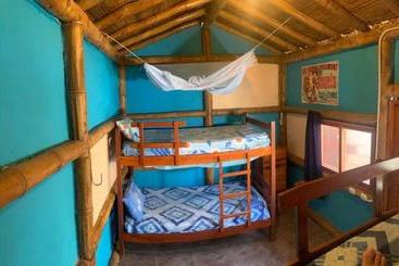 My Little House Surf&backpacker Hostel