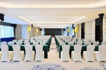 هتل Hampton By Hilton Changsha Xingsha