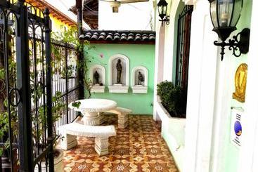 تختخواب و صبحانه Casa Del Agua
