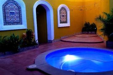 تختخواب و صبحانه Casa Del Agua