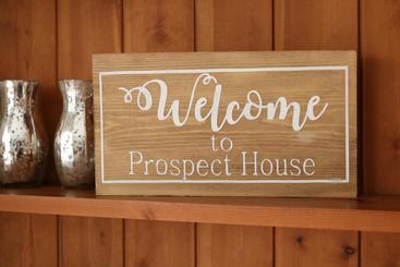 تختخواب و صبحانه Prospect Guest House