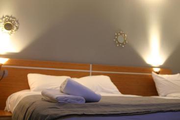 هتل Hôtel Astral