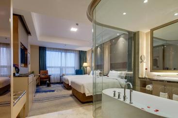هتل Jinan Hong Teng International