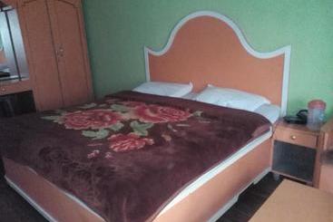 استراحتگاه Lakshmi Nivas Cottage
