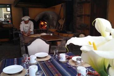 هتل Hacienda El Sinche