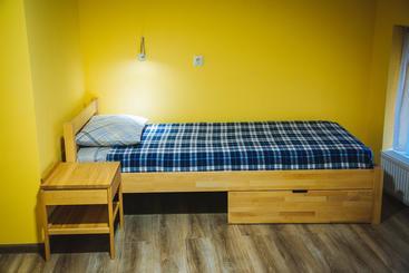 Alina Hotel & Hostel