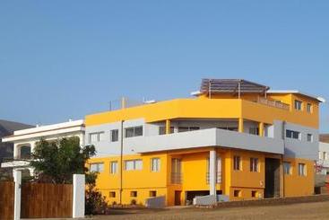 تختخواب و صبحانه Casa Patio