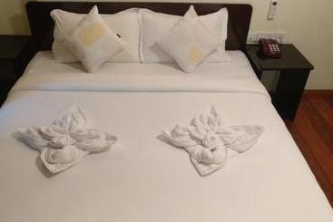 Classic Rose Motel