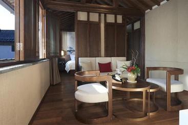 هتل Lijiang Huayu Donglin Boutique