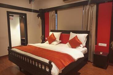 Mount Retreat Resorts   Madurai