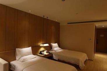 هتل Starway Yuyao Wanda Plaza