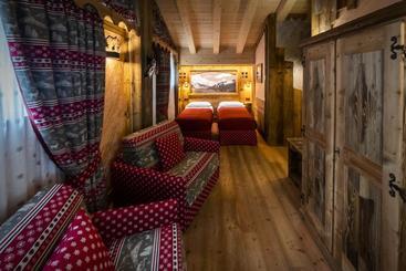 تختخواب و صبحانه Chalet Matterhorn Francois   Central Ski Chalet With Spa And Breakfast, 100mt Lift